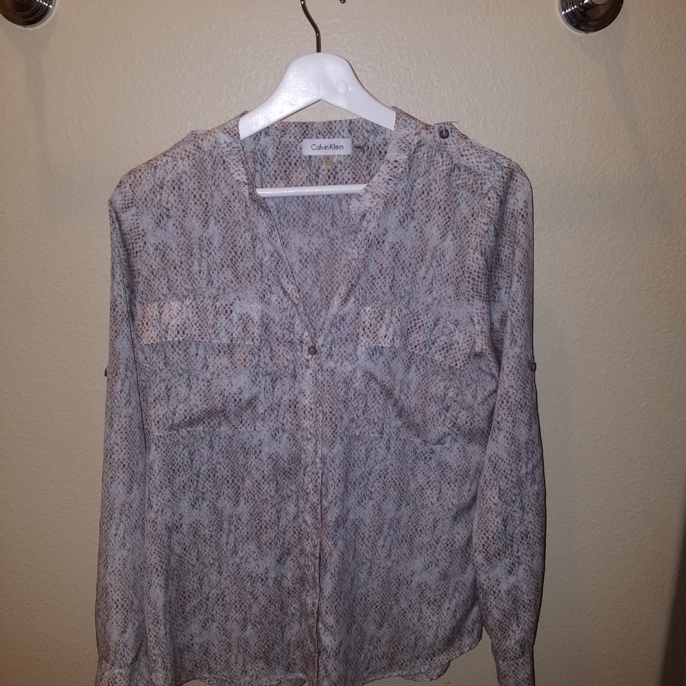 Pale Blue, Peach, Brown Soft leopard type print